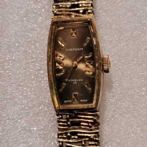 WOMENS WALTHAM VINTAGE WATCH